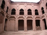 La kasbah du ca&iuml;d Abou Beker &agrave; Tamnougalt